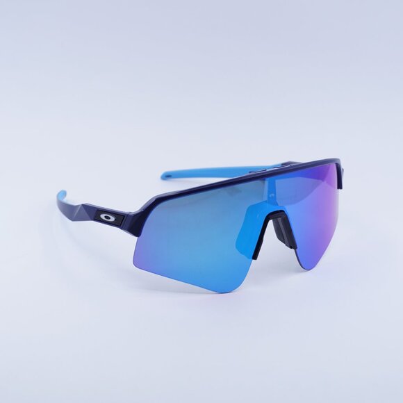 Oakley OO9465 0539 Sunglasses Navy Shield Frame, Prizm Sapphire Lenses - Picture 7 of 9